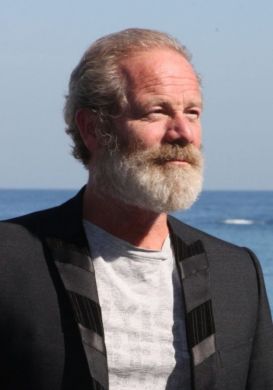 Peter Mullan