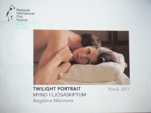 TWILIGHT PORTRAIT: A Review! 