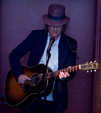 Gary Lucas at the Gershwin Hotel NYC 5/10/11