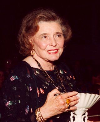 Patricia Neal Receiving Lifetime Achievement Award