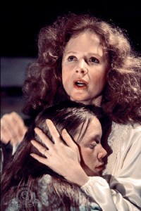 Piper Laurie and Sissy Spacek in CARRIE