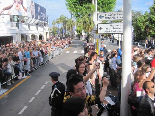 Fans lining the streets